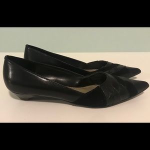 ✨2/$20✨Aldo Leather Flats Ladies